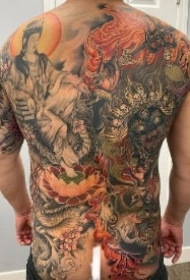 男人满背cq9电子 9款男士前卫的大满背cq9电子作品制图案