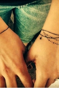 多款手腕上的黑色线条素描文艺唯美手链cq9电子制图案