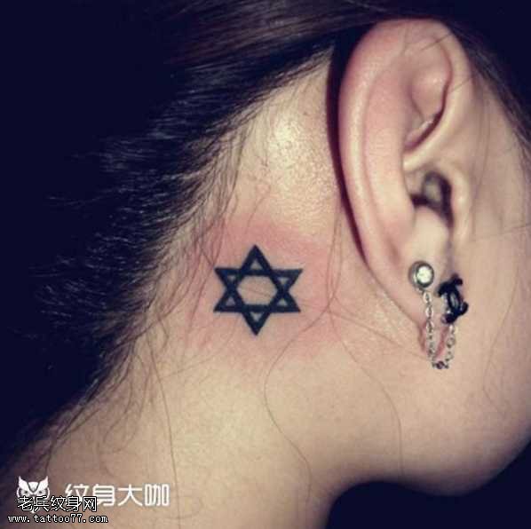 脖子六芒星cq9电子制图案