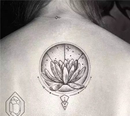 背部几何莲花唯美cq9电子制图片