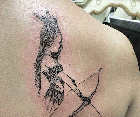 肩部女射手和弓箭cq9电子制图案