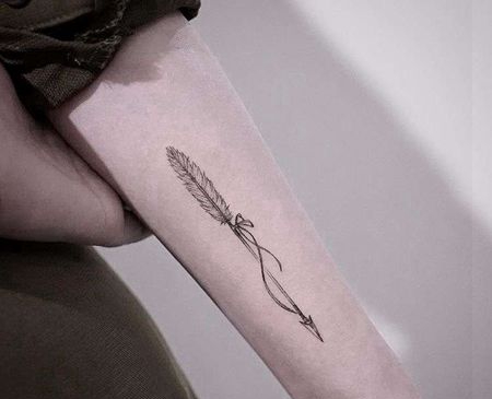 小清新小臂羽毛cq9电子制图案