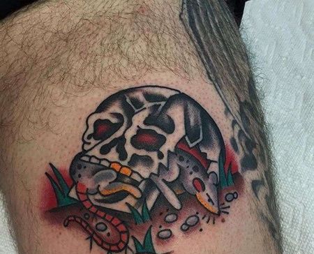 Old School大腿骷髅老鼠cq9电子制图案