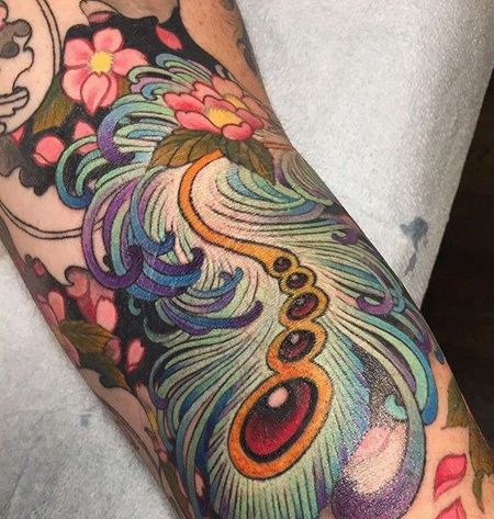 新前卫小腿羽毛cq9电子制图案