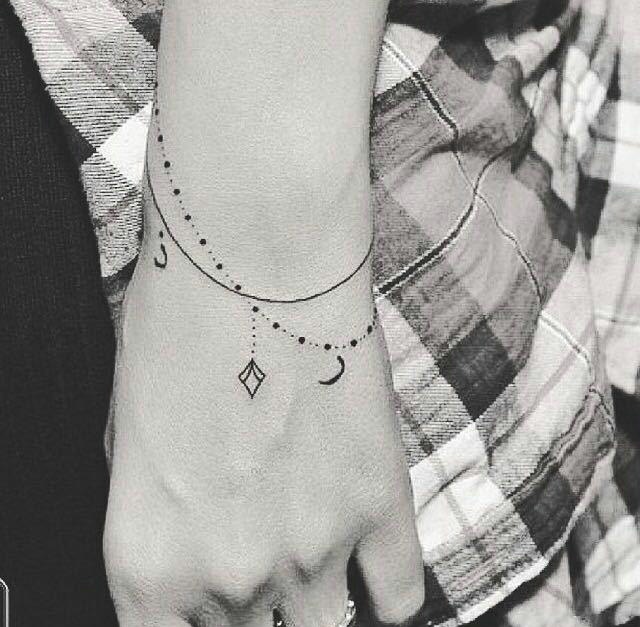 一列好看又不错的手链cq9电子制图案